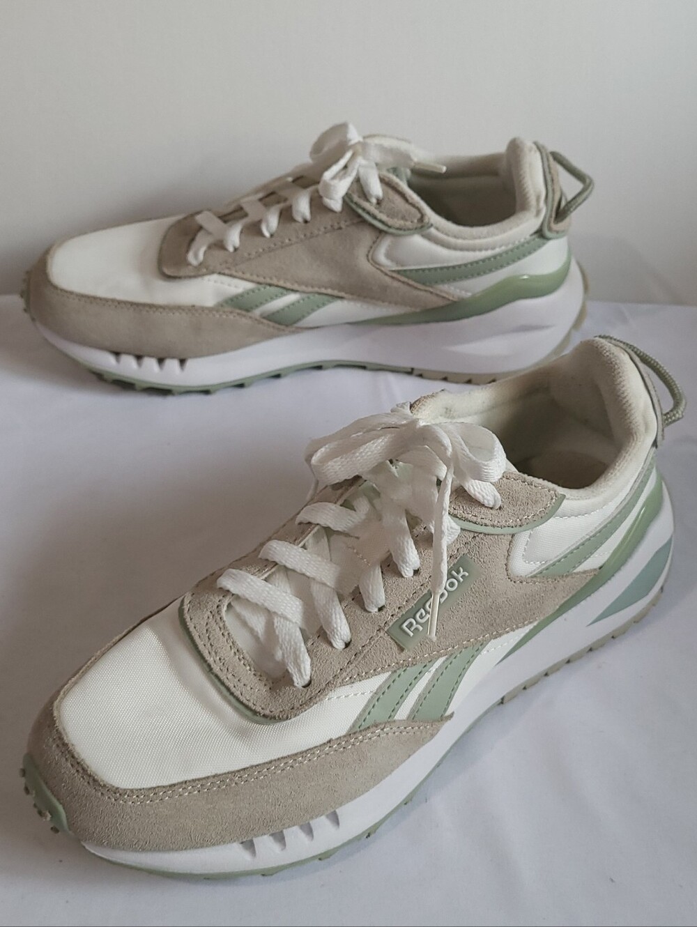 Reebok Forte Racer Sneakers Runners Sage Green White Size 7.5